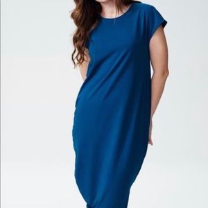 Universal standard dress